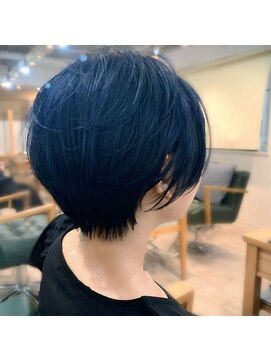 アオ 岡野 横浜(a-o) short hair