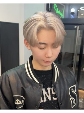 メンズラピス 栄店(Men's Lapis) 韓国カルマセンターパートコンマヘアホワイトミルクティー