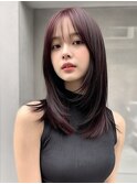 セミロング　レイヤーカット　顔周り　シースルーバング　艶感