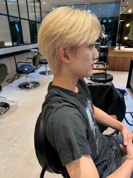 ダブル(W) メンズ/ブリーチカラー/マッシュショート