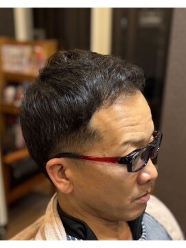 ディスイズザバーバー(This is The BarBer) カット、シャンプー