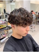 再現性高い波巻きスパイラルパーマ×刈り上げマッシュ