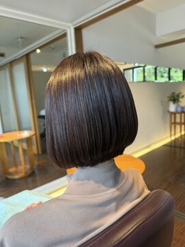 ボゥギャルソン(Beau Garcon) ショートボブ