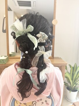 ナイアン エルア(naian elua) ヘアアレンジ　ツインテール