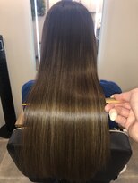 アールサロン アオヤマ(Rr SALON AOYAMA)&nbsp;プラチナミネコラストレート