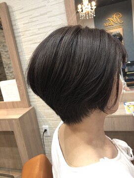 モアヘアー(MORE-HAIR) 大人女子☆美フォルムショート