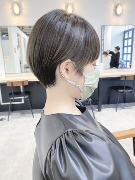 ジーニー 横浜(giinii) 丸みベリーショート_セシルカット_バレイヤージュ@ryota_hair