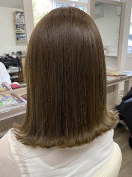 シャルム(Charme) ミディアム/ミルクティーベージュ