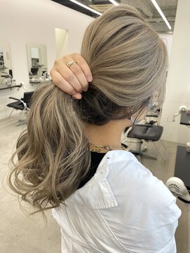 エゴル ナゴヤサカエ(ENGOL NAGOYA SAKAE) Milktea Beige