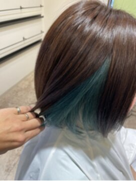 クララ カシハラ(CLALA Kashihara) インナーカラー×ブルーカラー