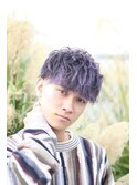 波巻きパーマツイストスパイラルパーマメンズマッシュ刈り上げ