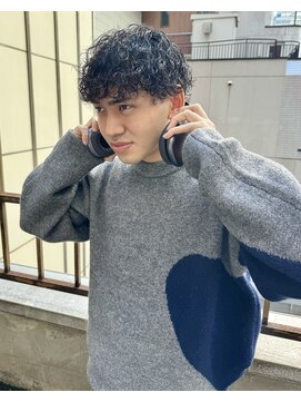 ブルック(BROOK.) 強め波巻きパーマ