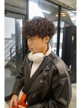 スレイ 西宮(SLAY) 波巻きハイライトアップバングツーブロックマッシュ