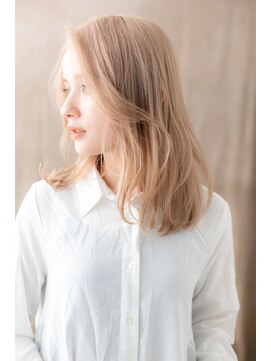 カバーヘアアンドスパ ブリス 浦和(COVER HAIR&SPA bliss) ハイトーンカラーセンターパートかきあげロングZ浦和10代20代