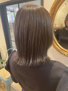 ゴーシェン 津田沼本店(Goshen) アッシュグレージュ×外ハネ