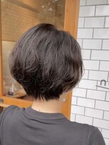 ノエル(noele)&nbsp;ショートヘア　大人ショートパーマ　ダークアッシュ