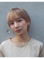 キサイ バズ(kisai BUZZ) ウルフレイヤー/マッシュウルフ/ベージュカラー中目黒kisai BUZZ