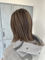 ロテ(LOTE.)&nbsp;ハイライト/髪質改善/ブリーチ/切りっぱなし/一宮/妙興寺