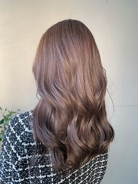 リノショアーズ ショウナン 辻堂店(RinoShores SHONAN) 20代30代40代大人可愛いベージュブラウンナチュラルくせ毛風