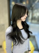 ブロウ ネックス ザ サロン 表参道(VLOW nex the salon)&nbsp;グレーブラック　韓国ヘア　レイヤーカット　くびれヘア　掛札