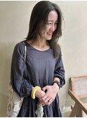 やわらかグレージュ