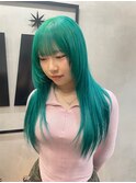 エメラルドグリーン　顔型別ヘアスタイル特集