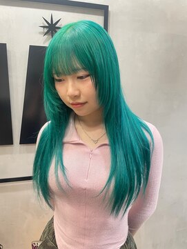 ジーナ(XENA) エメラルドグリーン　顔型別ヘアスタイル特集