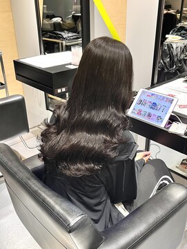 エイトヘアー(8 HAIR) コテ巻き風パーマ