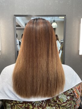 酸性ストレート×髪質改善トリートメント