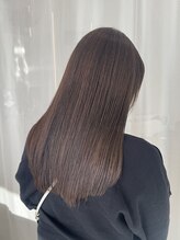 ユウ(Yuu-) 肌映えアッシュベージュ