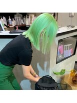 ペレ 原宿(PELE)&nbsp;ダブルカラー/ケアブリーチ/羽エクステ/原宿