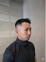 ワンワンオー バーバーショップ コンチネンタル(@110 BARBER SHOP continental)&nbsp;ショートアップバングビジネスショートミドルフェード