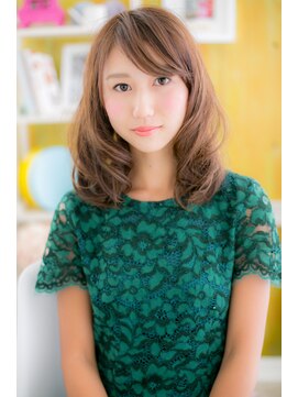 ミック 日暮里店(miq) エアリーな束感が魅力…ゆらぎ感ミディ