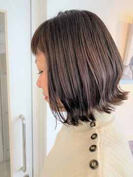 プシューケ(Hair salon PSYCHE) 外はねボブ