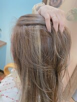 ヘアー バイ ミーズ(hair by Mii’s) ハイライト&ローライト 【白髪ぼかしにも◎】