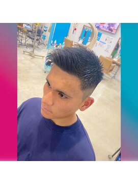 レジット メンズ ヘアサロン(LEGIT MEN's HAIR SALON) アップバング×フェードスタイル