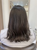 アルターリール(aL ter Rire)&nbsp;アッシュグレージュ/ハイライトカラー/澤瑞絵