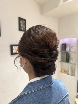 エクリ シセイドウ 麻布十番店(equri×SHISEIDO) 【麻布十番】ゆるっとヘアアレンジ♪