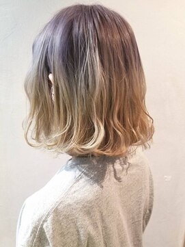 バロンビューティー(BARON Beauty) ショートカットボブ/ハイトーンカラーミルクティーベージュ/池袋