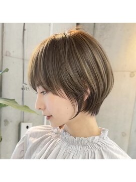 ハルキミナト ジャパン トウキョウ(HARUKI MINATO japan TOKYO) 30代40代50代ショートカットショートヘアまるみショート前髪あり