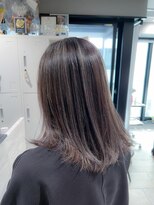 ミラバイケンジ 藤沢(Mira by KENJE)&nbsp;白髪ぼかし グレージュ　【藤沢　藤沢駅】