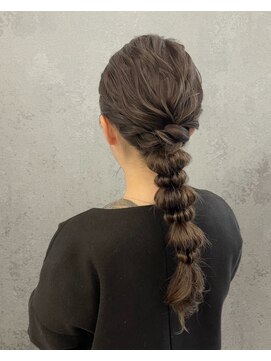 ヘアアレンジメント ボガスティーズ 溝の口店(Hair arrangement Vogusty's) 編み下ろし