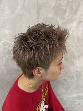 ウシワカマルイースト(ushiwakamaru East) スパイキーショート