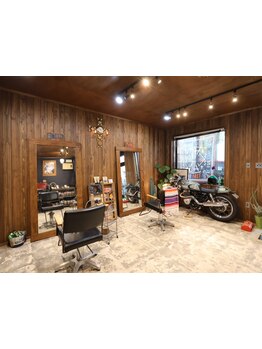 【不二越駅近く】一人ひとりに合ったスタイルをご提案！個性的なヘアスタイルも◎