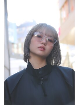 ドッグスター(dog star) 顔周りレイヤーボブミルクティーベージュミルクティーグレージュ