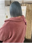 ブルーホワイト×ミニボブ