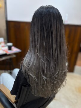 ロッカ(Rocca.) グラデーションカラー