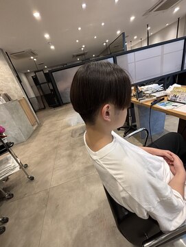 ブランシェ 名鉄小幡駅前店 自然な艶感×美シルエット◎髪質改善縮毛矯正でつくるスタイル1