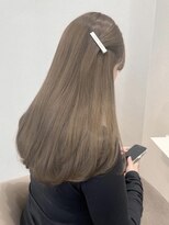 ニモ(NIMO.)&nbsp;くすみベージュ色素薄めカラー透明感カラーオリーブベージュ