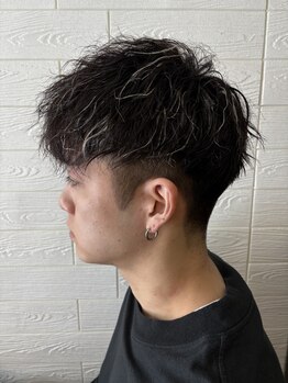 クロレ(Colorer)の写真/【南郷18丁目駅徒歩5分・駐車場5台】メンズcutと連動したパーマ技術は圧倒的再現性!価格以上の満足感を◎